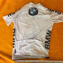 BMW自転車用の服の画像
