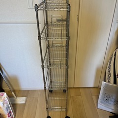 スチールラックの画像