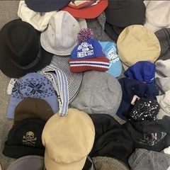 ①メンズ レディース キッズ ユニセックス 帽子まとめ売り キャップ ハット サンバイザー等 94個 未チェックの画像