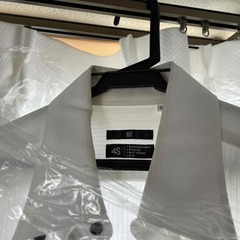 【引取限定】ビジネスシャツ３点　クリーニング済　無料で差し上げますの画像