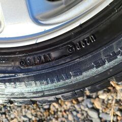 175 65 14 スタッドレスタイヤ　19年製の画像