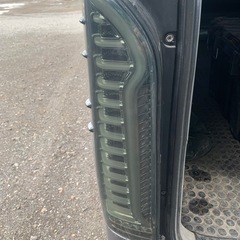 200系ハイエース　テールランプの画像