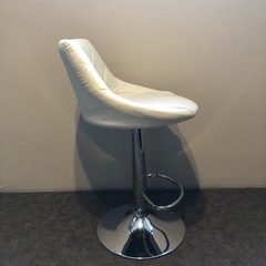 カウンターチェア 背もたれ付き リフトアップ 360°回転 カフェカウンター モダン スタイリッシュ バーチェア ダイニングチェア ハイチェア カウンターチェア (1脚、ホワイト)の画像