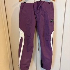 オンヨネ　スキーウェア上下の画像