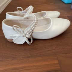 19.8センチ　発表会　ホワイト パール付きバレエシューズの画像