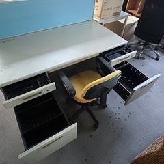 オフィスデスク片袖1台両袖2台【必要な台数だけでも可】の画像