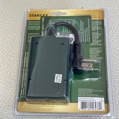 Stanley屋外用タイマーコンセント(2口;自動日暮感知センサー付)の画像