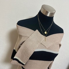 【新品】　VANITY FACE　2way　Vネックボーダーリブニットトップスの画像