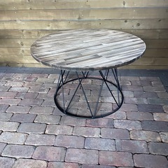 センターテーブルの画像