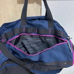 adidas ボストンバックの画像