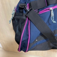 adidas ボストンバックの画像