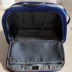 Samsonite 米国🇺🇸サムソナイト キャリーバッグ（2輪・機内持ち込みサイズ） の画像
