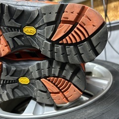 マムート登山ブーツの画像