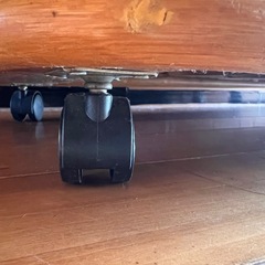 ラタンテーブルの画像