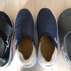 メッシュタイプの靴 サンダルの画像