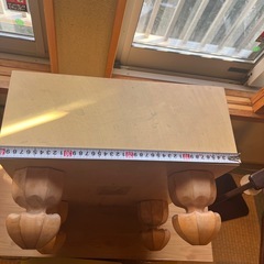 碁盤と木製碁笥入り碁石の画像