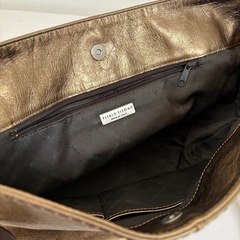 イタリアのレザーバッグ　ブロンズ
の画像