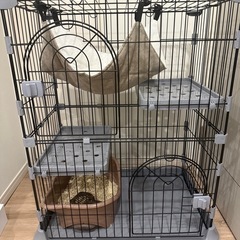 子猫用ケージ三段式　ハンモック、トイレ付きの画像