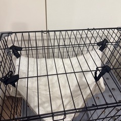 子猫用ケージ三段式　ハンモック、トイレ付きの画像