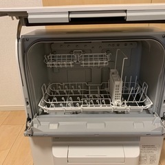 Panasonic 食器洗い乾燥機 ホワイト 2021年製 NP-TSP1の画像