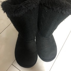 モコモコ　ブーツ　19cmの画像