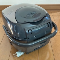 【お取引様決定】象印 IH炊飯器5.5合（NP-VL10）の画像