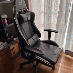 ゲーミングチェアの画像