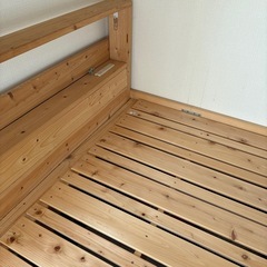 木材　　ダブルベッド　の画像