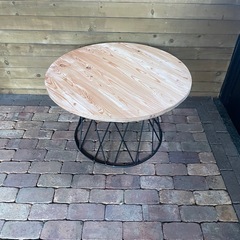 センターテーブル（着色なし）の画像