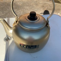 やかん　大の画像