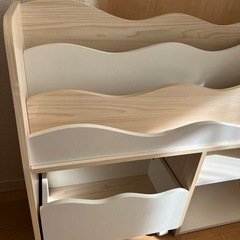 ニトリ 絵本棚　の画像