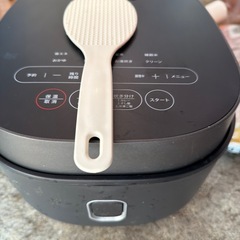 炊飯器の画像