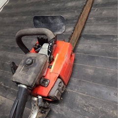 チェンソーの画像