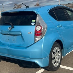 トヨタ　アクア　平成25年　エアロパーツ付き　８.８万キロ　早い者勝ちの画像