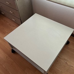 テーブルの画像