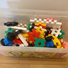 子供おもちゃ　2点セットの画像