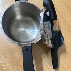 圧力鍋（パール金属）の画像