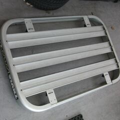 THULE LAPPLAND ルーフラック 約横82×縦131×厚さ11ｃｍ 515-0143 ルーフキャリア スーリー ラップランド 店頭引き渡し歓迎 札幌 手稲の画像