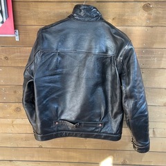 革ジャンの画像