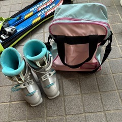 スキー板　スキーブーツの画像