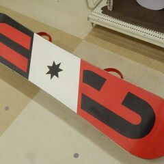 札幌市 清田区 DC SHOES ディーシーシューズ ブラック×マルチカラー　スノーボード板 137㎝ の画像