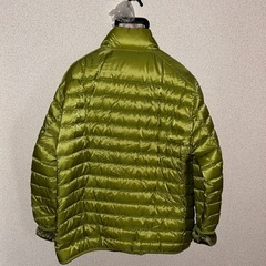 ユニクロウルトラライトダウン　キミドリ　XLの画像