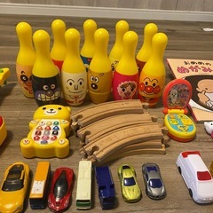 子どもおもちゃ　大量の画像