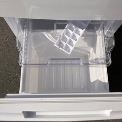 SHARP 冷蔵庫 SJ-D15G-W 2021年製の画像