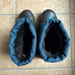 キッズブーツ　スノーブーツ　子供用　22㎝の画像