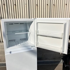 ヤマダセレクト 冷蔵庫 YRZ-F23H1 2022年製の画像