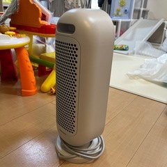 セラミックファンヒーターの画像