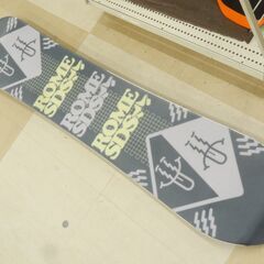 札幌市 清田区 ROME SDS ロームエスディーエス スノーボード板 ARTIFACT 153㎝ 2023/2024 ライトパープル系の画像