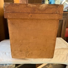 昭和レトロなお茶箱の画像