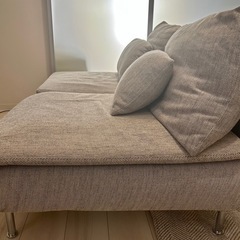 IKEA 3人掛けソファ（クッション付き）の画像